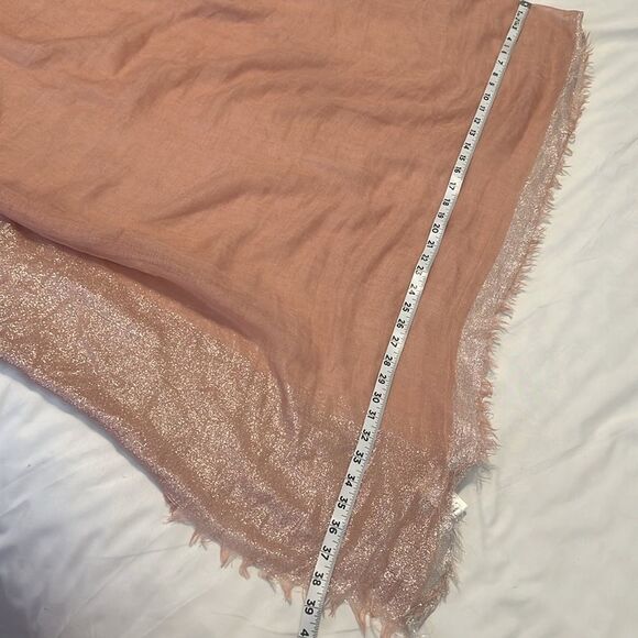 Elegant Sheer Pink Shawl with silver metallic trim 41”x76” EUC - Picture 8 of 8